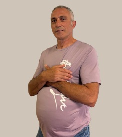 Javier como Paco y Policía 1
